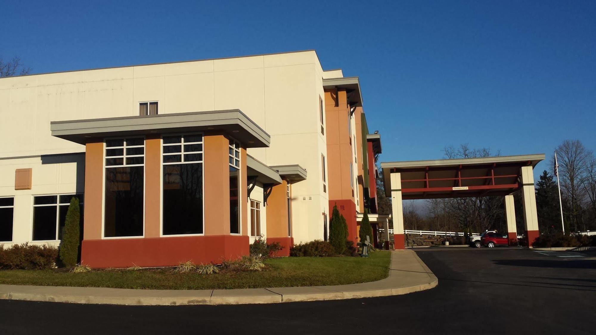 Paradise Inn & Suites Towanda Exterior foto